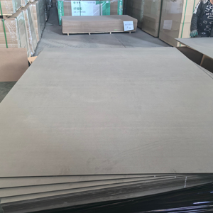 E1 lớp 2mm 3mm <span class=keywords><strong>4mm</strong></span> 5mm 8mm 15mm 18mm Lõi Đen <span class=keywords><strong>HDF</strong></span> ván MDF từ Trung Quốc - Product Image 6