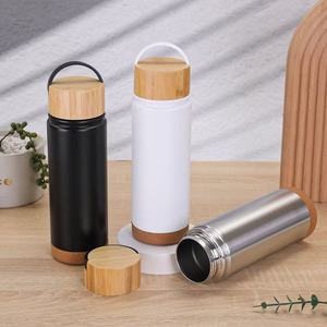 Nouvelle Tasse Isotherme Créative en Acier Inoxydable 304 avec Couvercle en <span class=keywords><strong>Bambou</strong></span> Effet Bois et Base en Bois pour Sports de Plein Air - Product Image 2