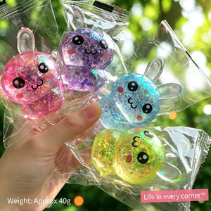 ตุ๊กตาหมีบีบเล่นคลายเครียด รุ่นมินิ พลาสติกคืนรูปช้า สำหรับทุกเพศ - Product Image 1