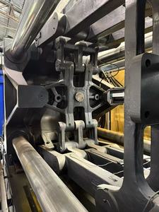 Máquina de Moldeo por Inyección de Plástico para el Hogar, Máquina de Moldeo por Inyección Hai Tian de 1300 Toneladas - Product Image 4