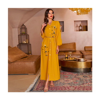 Hot Sale Indisches Kleid Arab Adult Kaftan Traditionell und Accessoires für Frauen Abaya Dubai Islamic Clothing Muslim Kleider
