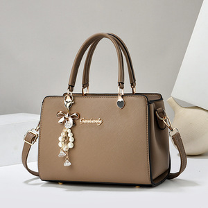 Sac à main tendance et polyvalent pour femme, idéal pour l'été, à porter à la main ou à l'épaule, parfait pour le quotidien – Nouvelle collection en promotion usine - Product Image 1