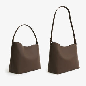 Personnalisé élégant minimaliste Panaleras Para <span class=keywords><strong>Bebe</strong></span> PU cuir végétalien bébé sac à couches fourre-tout mamans maman couche sac à bandoulière pour les femmes - Product Image 6