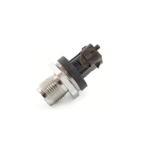 Sensor de Presión del Riel de Combustible A0071530228 0281006022 0281002260 0281002475 - Product Image 4