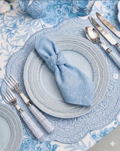 Platos de Porcelana Azul Cielo Vintage con Encaje para Bodas, Venta al por Mayor, Juego de <span class=keywords><strong>Vajilla</strong></span> de Cerámica de 13 Pulgadas, Plato de Cena de Porcelana con Relieve - Product Image 2
