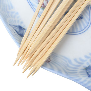 Wegwerp Milieuvriendelijke Bamboe Cocktail Picks Voor Bbq Buitenshuis Gebruik Hamburger Sticks Bar Toepassingen - Product Image 3