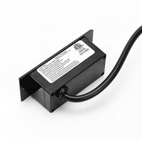 Prise murale PDU commerciale intelligente de type américain à 2 prises et 2 ports USB avec interface bidirectionnelle