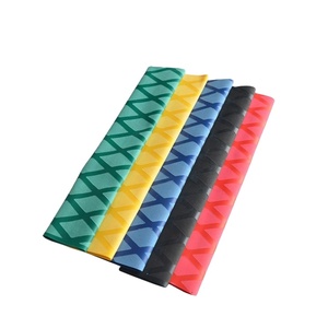 Tubo Termorestringente in PE Antiscivolo a Basso Voltaggio con Motivo a X, 15-50mm, Lunghezza Personalizzabile, Vendita all'Ingrosso - Product Image 1