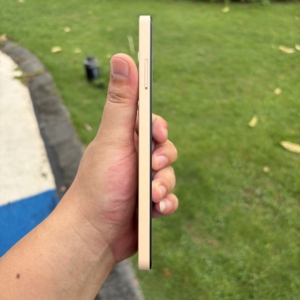 สมาร์ทโฟน C40 Pro กล้องหลัง 48MP เซ็นเซอร์ลายนิ้วมือ โทรศัพท์ 5G สีทอง สมาร์ทโฟน 5G OctaCore โทรศัพท์มือถือ 5G - Product Image 5