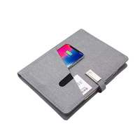 Carpeta de anillas recargable A5 de cuero PU con logotipo personalizado, batería externa de 8000 mAh con carga inalámbrica y cable 3 en 1, cuaderno con batería externa.