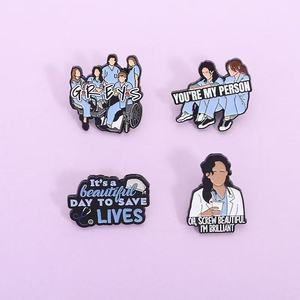 Hermoso día para salvar vidas, cita de drama médico, Pin de aleación de zinc, regalo niquelado negro para Amigos y fanáticos - Product Image 1