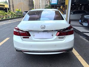 ฮอนด้า แอคคอร์ด ปี 2016 รุ่นปรับปรุงใหม่ เครื่องยนต์ 2.0 ลิตร เกียร์ CVT ซีดาน 155 แรงม้า แรงบิด 190 นิวตันเมตร ระยะฐานล้อ 2775 มม. เบาะนั่งแบบมีระบบทำความร้อน เกรด A สำหรับส่งออก - Product Image 4