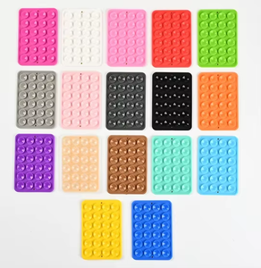 Supporto per telefono senza fori: 24 ventose quadrate in silicone, multifunzionale, universale, ispessito e antiscivolo - Product Image 5