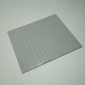 Feuille d'<span class=keywords><strong>isolation</strong></span> de mémoire d'ordinateur à haute tension feuille de silicone conductrice <span class=keywords><strong>thermique</strong></span> de dissipateur de chaleur avec <span class=keywords><strong>coefficient</strong></span> de 3.0W - Product Image 2