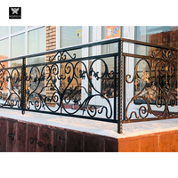 Balustrades et rampes de porche extérieures en fer forgé doré, design de luxe pour l'extérieur
