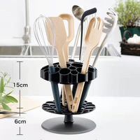 Grand porte-ustensiles de cuisine en plastique noir pour ustensiles de cuisine et outils de nettoyage avec rangement des épices