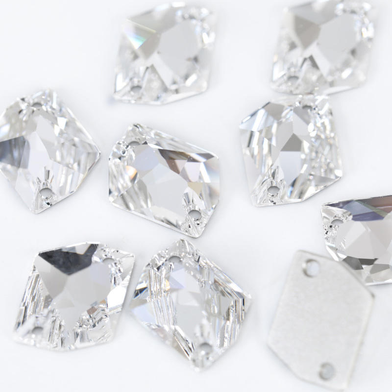 T001 คริสตัล