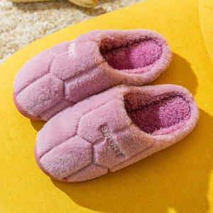 Nuevas Pantuflas de Interior de Algodón Cálido con Forro de Peluche, Punta Cerrada, Antideslizantes y Personalizables - Product Image 4