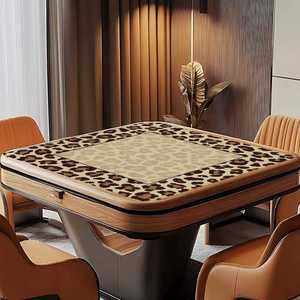 Tapete de Mahjong de Goma con Estampado de Leopardo, Antideslizante, Reductor de Ruido, Impermeable, Duradero, Ecológico, 2 mm de Grosor, 31.5x31.5 Pulgadas, Cuadrado, para Póker - Product Image 3