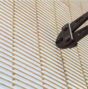 Malla de Alambre Galvanizada en Caliente y con Recubrimiento en Polvo Personalizada, Cerca de Seguridad Antiescalada 358 para Uso en Aeropuertos, Prisiones y Carreteras de Alta Velocidad - Product Image 1