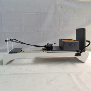 Machine de pilates réformateur blanc commercial Réformateur de pilates en bois - Product Image 1