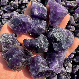 Cristales espirituales semipreciosos al por mayor, piedras preciosas en bruto, <span class=keywords><strong>amatista</strong></span> natural, piedras en bruto para Decoración - Product Image 2