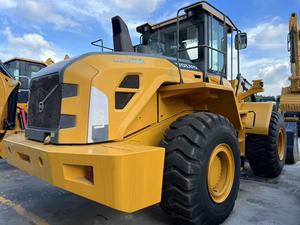 รถตักล้อยาง VOLVO L105 สีเดิมคุณภาพดี รถตักล้อยางหน้าเดียว น้ำหนัก 5 ตัน ความจุ 3 ลูกบาศก์เมตร รถตักล้อยาง VOLVO L105 L180 มือสอง - Product Image 3