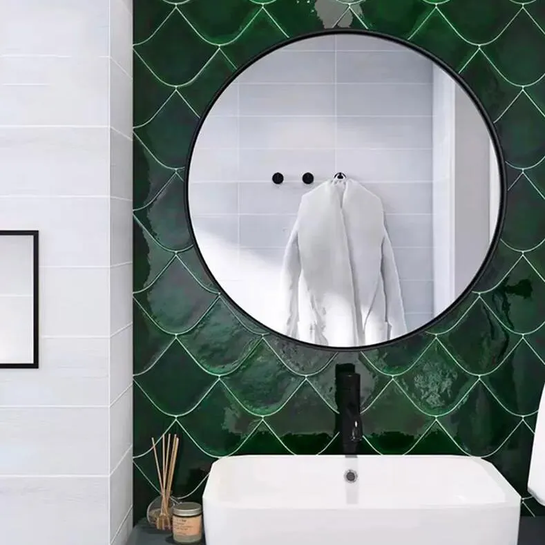 आंतरिक दीवार सजावट मोज़ेक मिश्रित चीनी मिट्टी के बरतन बाथरूम शॉवर बाथरूम और शौचालय के लिए फिशस्केल हस्तनिर्मित चमकता हुआ टाइल अनियमित