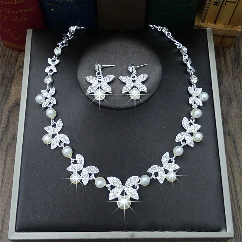 Romantic Imitation Pearl Butterfly Jewelry Sets for Women Wedding Crystal Pearl Choker Necklaces Earrings Sets Party Gifts