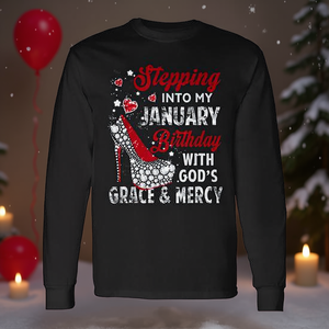 Incorporando la grazia e la misericordia di Dio nel mio compleanno di gennaio, maglietta a maniche lunghe - Product Image 3