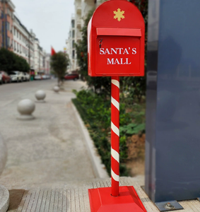 Boîte aux lettres rouge vintage <span class=keywords><strong>du</strong></span> Père Noël |   Boîte aux lettres autoportante rayée Candy Cane |   Décorations de centre commercial de Noël et boîte de collecte de lettres de vœux - Product Image 2