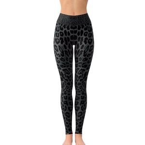 Leggings de yoga para mujer, de cintura media, con efecto fruncido en glúteos, elásticos, de estiramiento en cuatro direcciones, talla grande, de secado rápido, compresión, para fitness, gimnasio y ciclismo. - Product Image 1