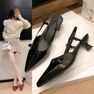 <span class=keywords><strong>Sandali</strong></span> Francesi a Punta con Cinturino Incrociato 2025 Nuovo Stile Vintage Versatile con <span class=keywords><strong>Tacco</strong></span> <span class=keywords><strong>Basso</strong></span> e Cinturino Posteriore per Donne - Product Image 4