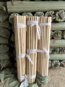 Venta al por mayor de mangos de escoba de madera natural para barrer y limpiar el hogar - Product Image 2