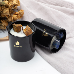 Bougie parfumée en cire de soja personnalisée de luxe AIKUN avec cristaux relaxants - Product Image 2