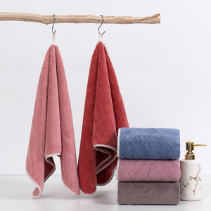 Toalla de Felpa Coral 75x35cm Suave Absorbente Agradable para la Piel Uso Doméstico - Product Image 3