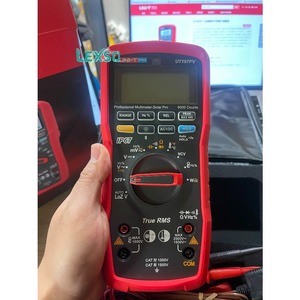 Testeur de Capacité Numérique Professionnel Uni-T UT197PV 1000V pour Mesure de Puissance Solaire et Test Automatique - Product Image 5