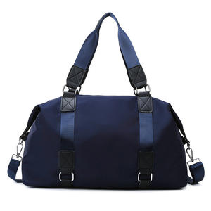 Sacs de <span class=keywords><strong>voyage</strong></span> pour le week-end avec LOGO personnalisé <span class=keywords><strong>Sac</strong></span> de sport fourre-tout de grande capacité pour femmes avec poche arrière zippée - Product Image 2