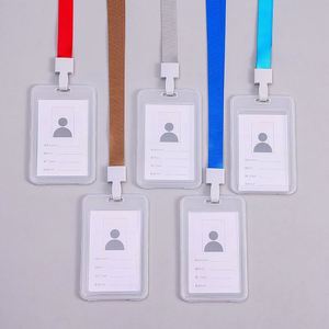 Heada Nouveau Porte-cartes et porte-badges en plastique transparent détachable avec logo personnalisé, design portable et fonction de protection - Product Image 2