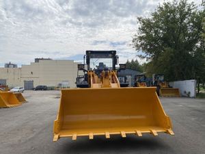 รถตักล้อยาง CDM856H ขนาด 18 ตัน รับน้ำหนักได้ 5 ตัน พร้อมอุปกรณ์เสริม - Product Image 3