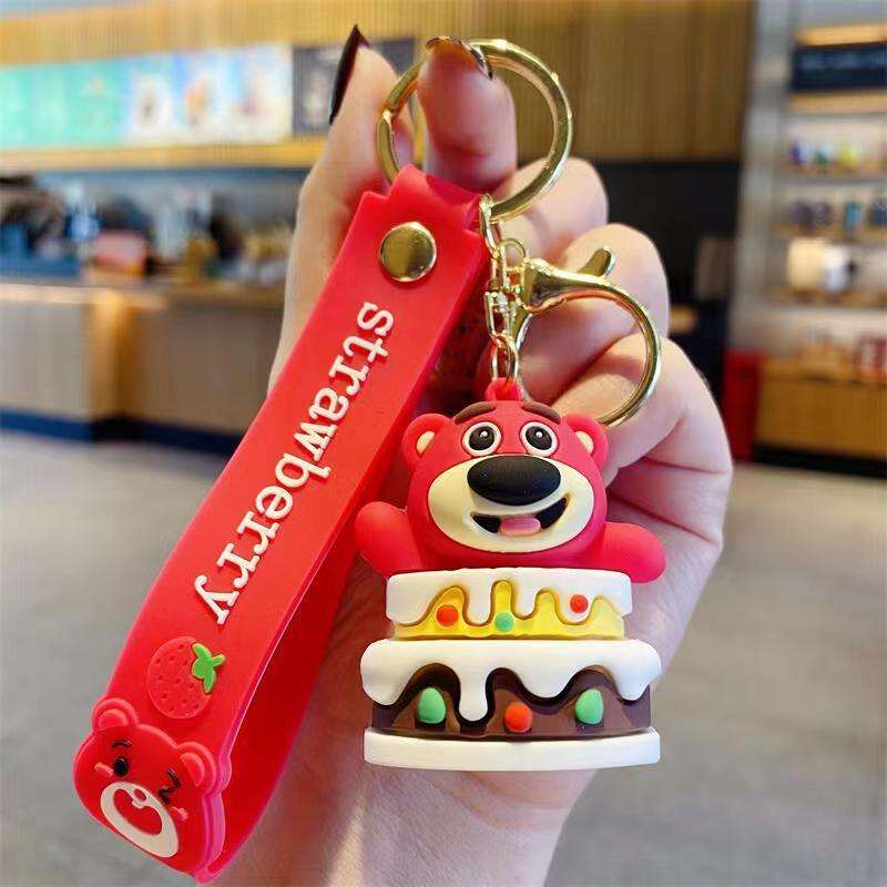 Ours aux fraises-gâteau