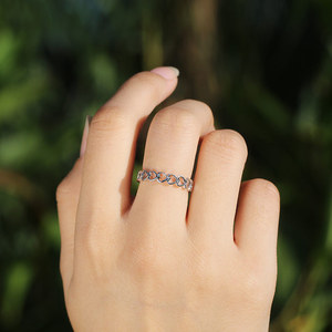 Anillo minimalista con forma de corazón hueco para mujer, diseño de corazón entrelazado, joyería elegante de moda - Product Image 3