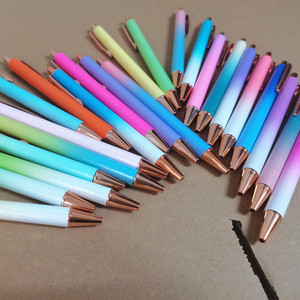 ปากกาลูกลื่นโลหะคริสตัลสีรุ้งวิบวับ สวยงาม น่ารัก ดูดี มีสัมผัสหนัก - Product Image 5