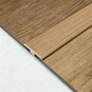 Plinthe décorative en WPC de qualité supérieure, étanche, pour revêtements de <span class=keywords><strong>sol</strong></span> - Product Image 1