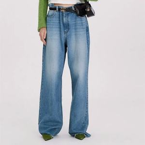 กางเกงยีนส์ขาบานสีน้ำเงินขายดีสำหรับผู้หญิง สไตล์สบายๆ เอวกลาง ระบายอากาศได้ดี ทรงหลวม - Product Image 1