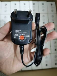 12W phổ Muti điện áp AC/DC Adapter chuyển đổi Power Charger C5 với 6 lựa chọn adapter cắm thích hợp cho 3V đến 12V thiết bị - Product Image 5