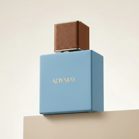 Flacon de parfum carré personnalisé de 30 ml, 50 ml, 100 ml avec bouchon magnétique, couvercle en cuir doré, flacon de parfum en verre rechargeable design