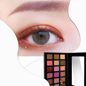 Venta al por mayor 18 <span class=keywords><strong>colores</strong></span> <span class=keywords><strong>diseño</strong></span> sin marca vegano sombra <span class=keywords><strong>de</strong></span> ojos <span class=keywords><strong>Paleta</strong></span> sin logo maquillaje conjuntos camaleón multicromo vegano sombra <span class=keywords><strong>de</strong></span> ojos <span class=keywords><strong>paleta</strong></span> - Product Image 5