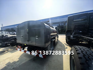 Camión <span class=keywords><strong>Cisterna</strong></span> <span class=keywords><strong>de</strong></span> <span class=keywords><strong>Combustible</strong></span> y Productos Químicos FOTON 6x2 Diésel, Nuevo, 25000L, Acero al Carbono, Transmisión Manual - Product Image 4