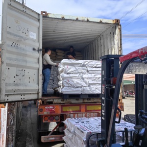 <span class=keywords><strong>Paraffine</strong></span> microcristalline solide à point de fusion élevé 75, entièrement raffinée, teneur en <span class=keywords><strong>huile</strong></span> de 0,5 %, excellente pour la création de viscosité - Product Image 5